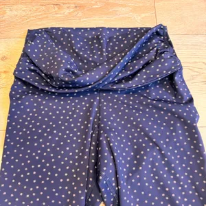 Nike Dri-FIT Womens Medium M‎ Blue Polka Dot High Waisted Yoga Running Leggings thumbnail 3