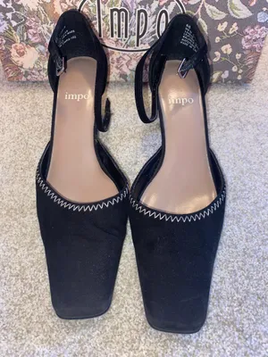 Impo Black Suede Kitten Heels 6B thumbnail 2