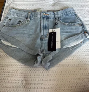 One Teaspoon NWT Denim Shorts 25 Blue thumbnail 1
