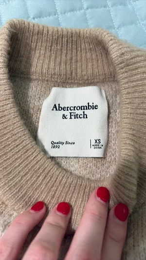 Abercrombie Houndstooth Sweater thumbnail 4