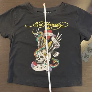 Ed Hardy NWT  Graffiti Crop Top size medium thumbnail 3