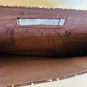 Old Navy NWOT brown/tan/green print clutch 12x7x2‎ thumbnail 5