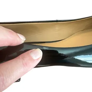 Tory Burch Gigi Black Patent Leather Block Heel Pumps Gold Logo Size 8.5 thumbnail 11