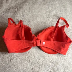 Victoria's Secret Coral Lace Bra thumbnail 2