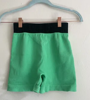 Free People Movement NWT Seamless Short In Fresh Cut Size M/L thumbnail 5