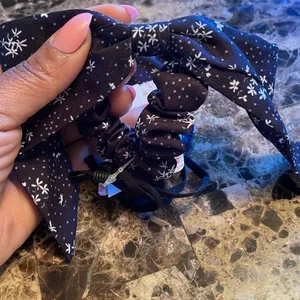 Free People Black Floral Mask And Bow thumbnail 6