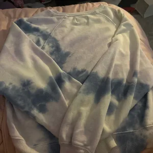 American Eagle Blue and white tie-dye crewneck sweatshirt #tiedye #colorful thumbnail 1