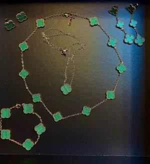 Stainless Steel Green Clover Set thumbnail 1