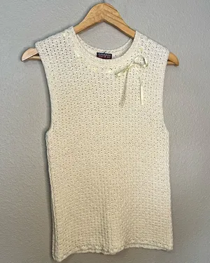 Vintage Coquette Girl Knit Bow Tank thumbnail 1