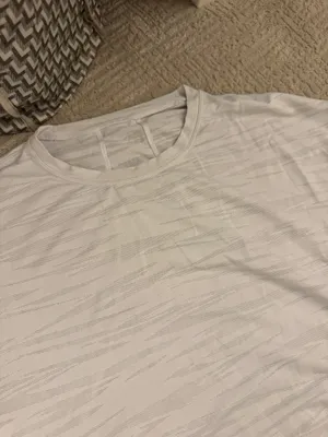 Lululemon Long sleeve  thumbnail 2