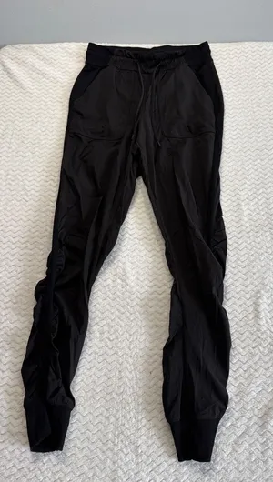 Lululemon Dance Studio Jogger 29 Black Swift Fabric Size 6 Pants thumbnail 1