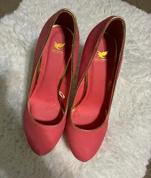 Shiekh Pink and Gold Stiletto Platform Pumps thumbnail 4