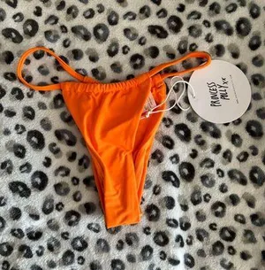 Princess Polly Bikini Bottoms thumbnail 1