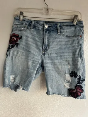 Abercrombie & Fitch Harper Low-Rise Floral Embroidered Jean Shorts Size 27 thumbnail 4