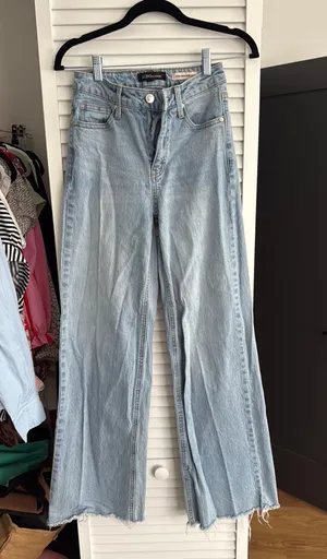 BCBGeneration Jeans thumbnail 1