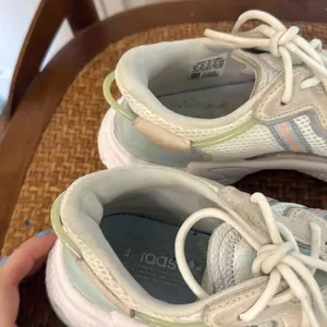 Adidas Ozweego running shoes size 7 white and mint thumbnail 8