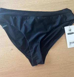 Body Glove black bikini bottoms with moderate coverage, Black, Small, NWT thumbnail 1