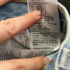 Levi's 501 Light Wash High Rise Denim Shorts Raw Hem Size 25 thumbnail 12
