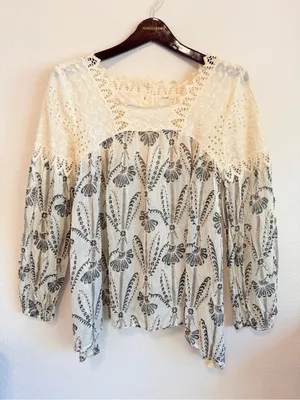 Anthropologie Floreat Cantata peasant blouse, eyelet detail, size 2 thumbnail 3
