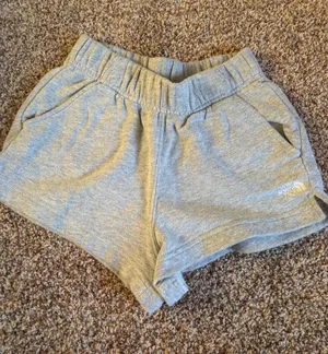 Women’s The North Face Grey Sweat Shorts XS thumbnail 1