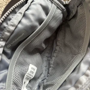 Lululemon Gray Everywhere Belt Bag  thumbnail 3