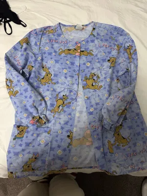 Warner Brothers Scooby scrub jacket thumbnail 1