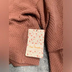 NWT free people we the free Wrap Top twist front cactus tint large MSRP$78 thumbnail 5