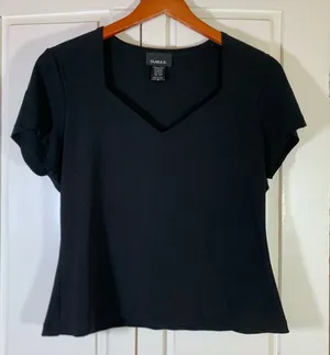 Clara S Womens Black Short Sleeve V-Neck Stretch Knit Blouse Top Size S thumbnail 1