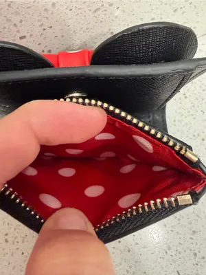 Kate Spade Disney Limited Edition Minnie Mouse Adalyn Leather Wallet thumbnail 4