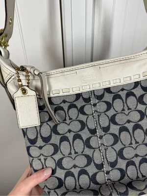 Y2K Coach Bleecker Signature Blue Denim Canvas White Leather Trim Shoulder Bag thumbnail 2