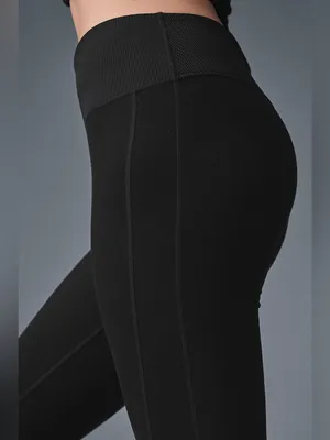 ALO High-Waist Alosoft Lounge Legging in Black Size L thumbnail 7