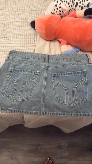 hollister jean skirt thumbnail 2