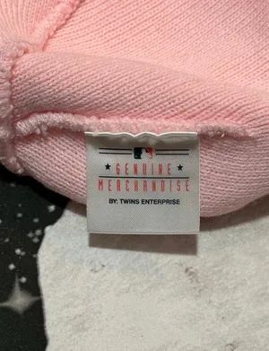 New York Yankees beanie hat Pink thumbnail 3