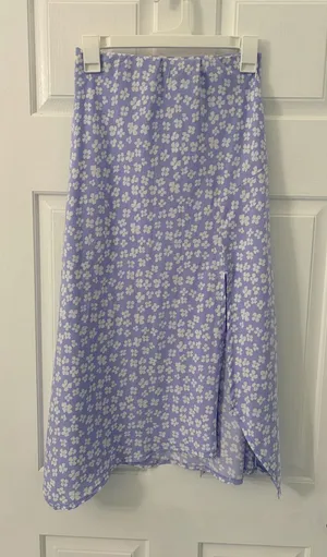 Princess Polly Lavender Floral A-Line Midi Skirt thumbnail 1
