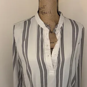 Women's White and Navy Striped Tunic Blouse thumbnail 4
