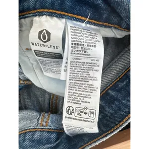 Levi's High Rise Classic Denim Button Fly Dad Shorts. 27 thumbnail 5