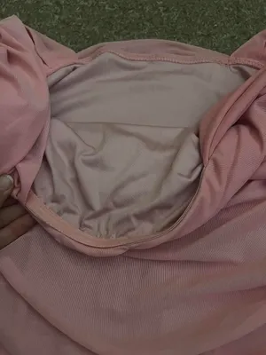 Pink ruched body con dress #partydress #goingout Wore it once for an event No flaws thumbnail 4