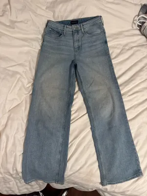 Free assembly Jeans thumbnail 1