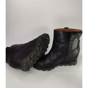 Black Wedge Boot Size 8 Side Zipper thumbnail 6
