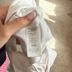 Reebok Classic White Activewear Top thumbnail 3