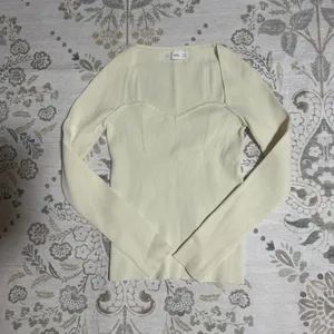 Mango Creamy long sleeve top thumbnail 2
