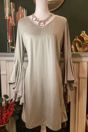 HOPE & HARLOW Women's Dress Size 10 Drab‎ Chino V Neck Ruffle Bell Sleeve thumbnail 1