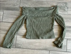 Cider Ribbed Knit Top in Olive thumbnail 1