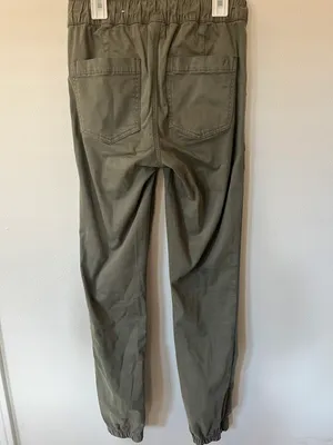 American Eagle Cargo Joggers thumbnail 2
