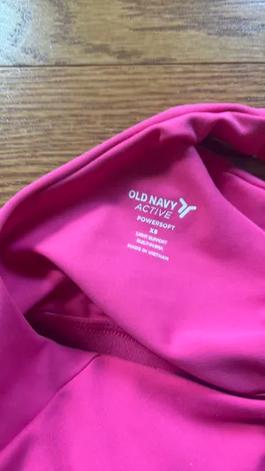 Old Navy Activewear Tank Top thumbnail 3