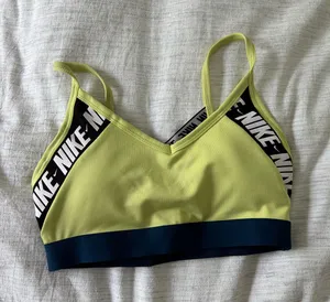 Nike Sports Bra thumbnail 1