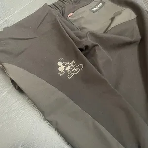 Disney x FIGS Zamorra Jogger Scrub‎ Pants Black Mickey Mouse Women XXS Limited thumbnail 6
