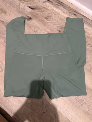 Lululemon Leggings thumbnail 2