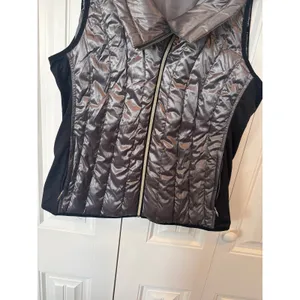 Calvin Klein Performance Premium Down‎ Gray Metallic Puffer Vest Size Large thumbnail 4