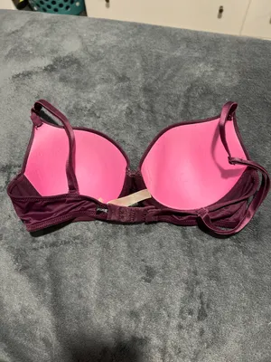 Victoria's Secret Bra thumbnail 2